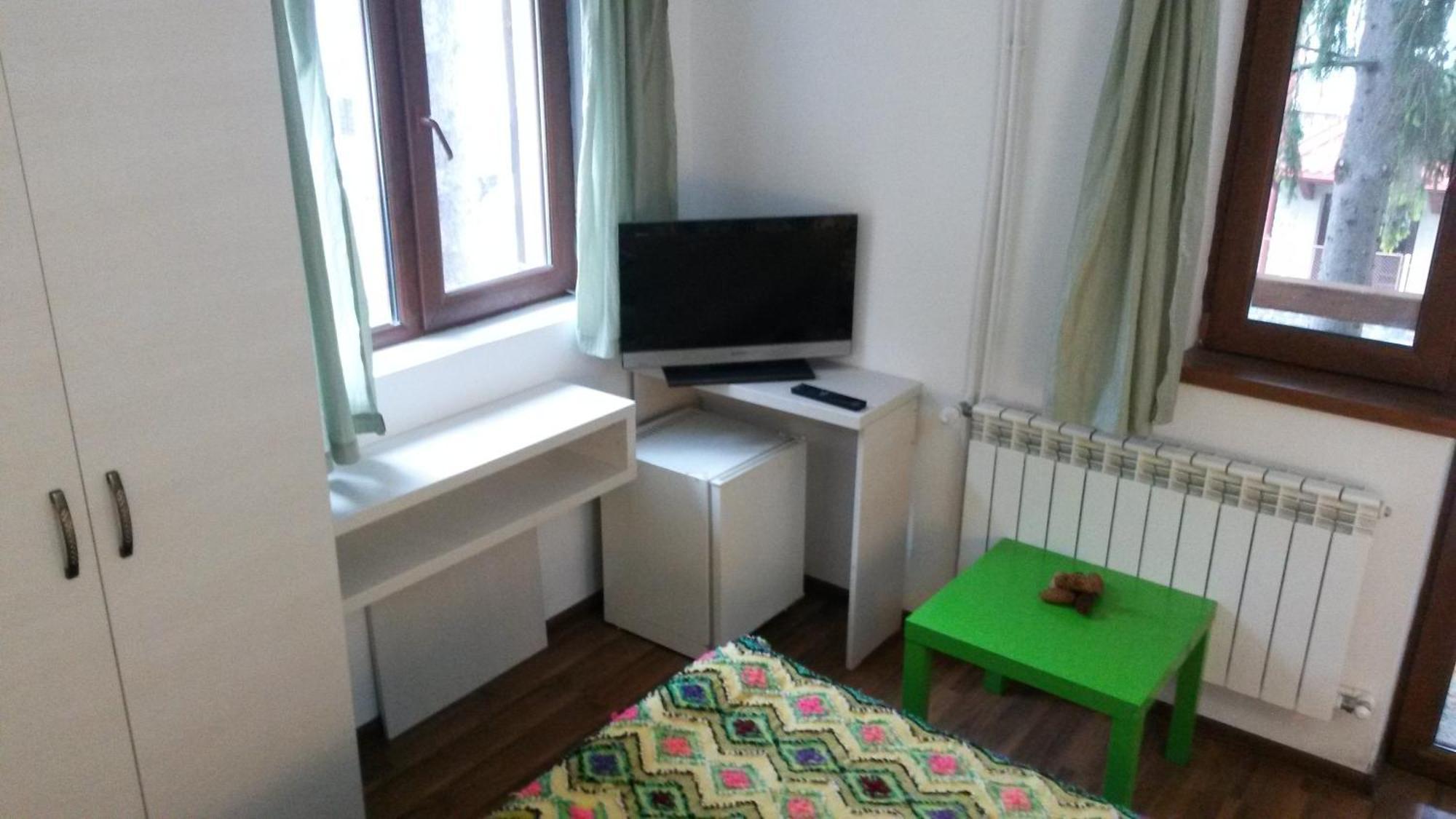 La Buni Buşteni Rom bilde